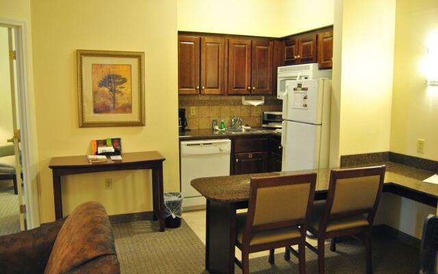 Staybridge Suites Lansing - Okemos by IHG