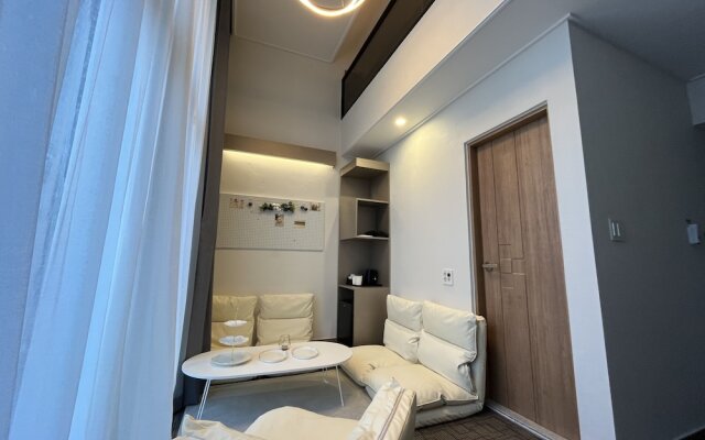Blue Story Hotel