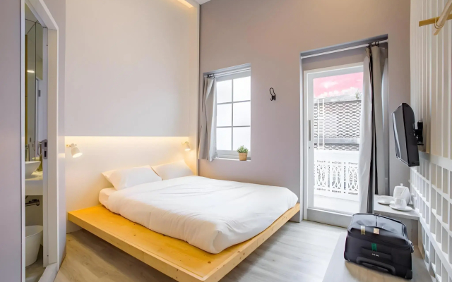 Nornyaowarat Hostel