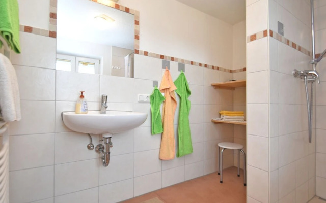 Modern Apartment in Lindegg with Balcony