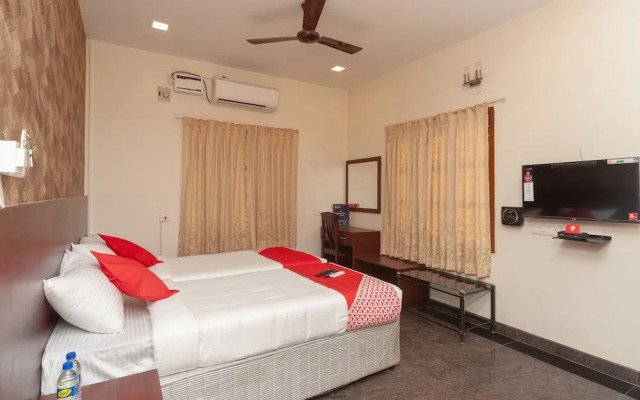 OYO 23566 Flagship Daffodils Nest