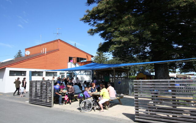 Waikanae Beach TOP 10 Holiday Park