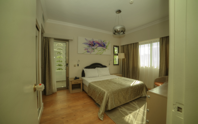 Jasmine Court Hotel