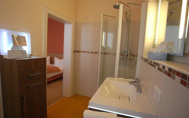 Boutique Hotel & Bio Wirtshaus Schwarzer Bock