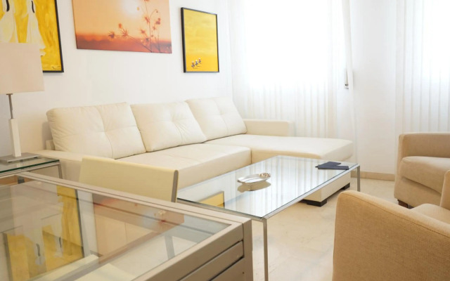 RentalSevilla Confortable apartamento cerca del Barrio de Santa Cruz