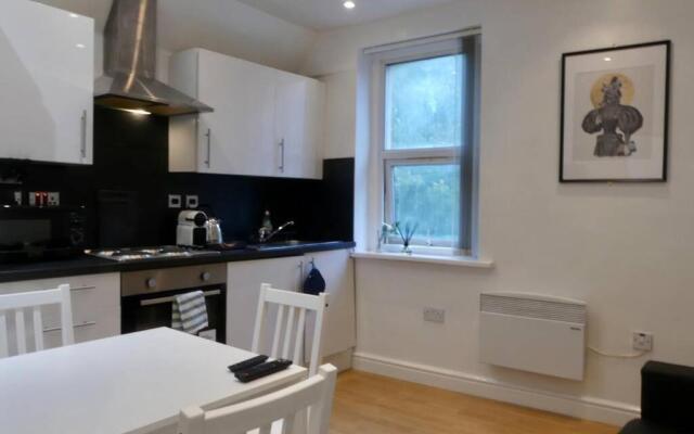 2 bedroom apartment Nr City Centre, Uni & Parks