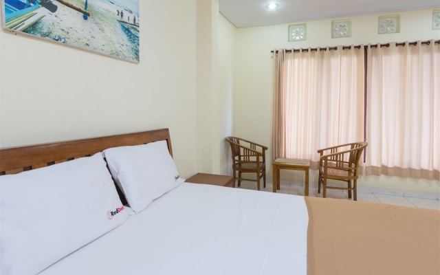 RedDoorz @ Petitenget Street – Guest Rooms – Kerobokan Kelod