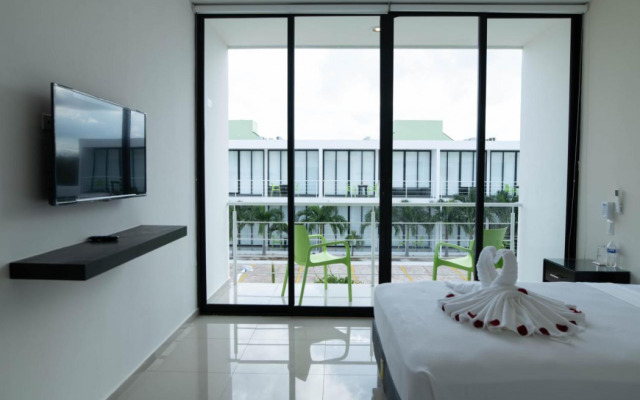 Hotel & Suites Yuca Ville