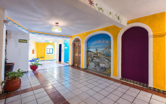 Mar Sereno Hotel & Suites