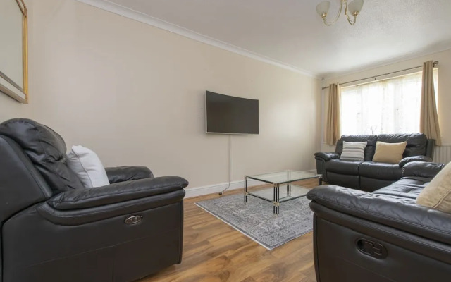 Abkat Holiday Home