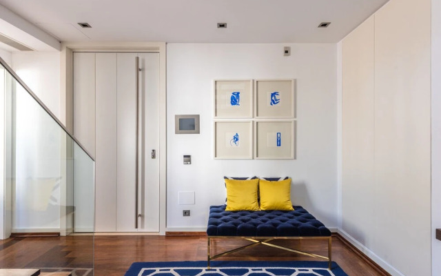 Luxury 3BR Duplex 240m2 City Center PRK