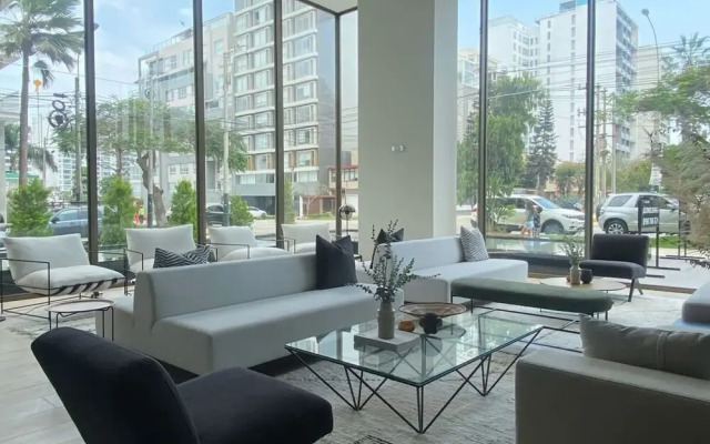 w Superb Loft w Balcony in Barranco