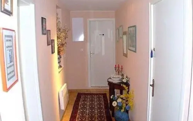 Le Petit Saint Pierre