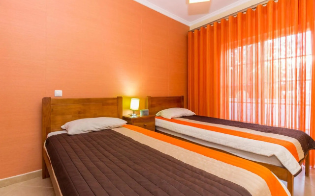 Villa Engiadina by ALGARVEMANTA