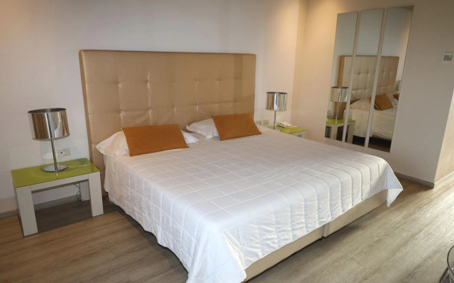 One Hotel & Restaurant