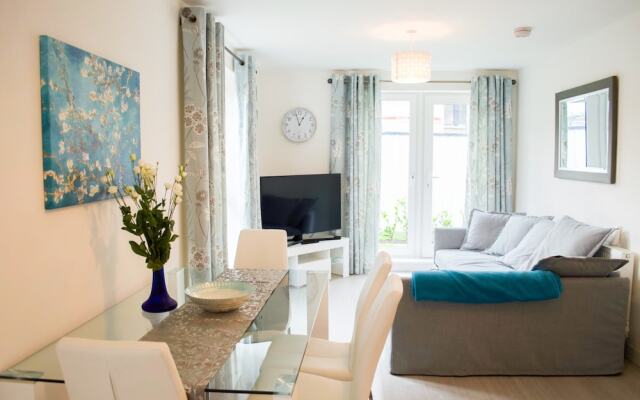 2 Bedroom Flat Close To The City Centre