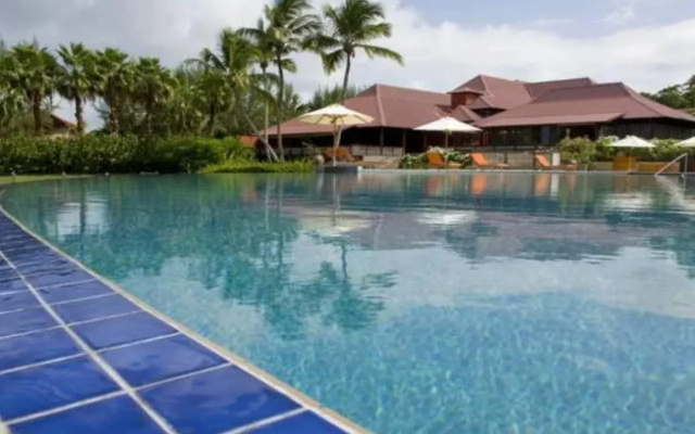 Le Cap Est Lagoon Resort & Spa