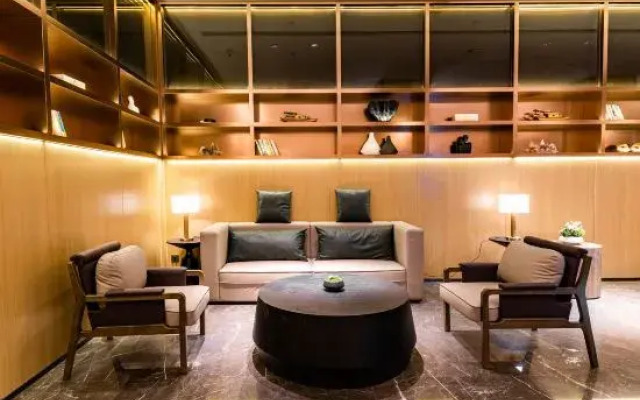 Maison New Century Hotel Lu'an