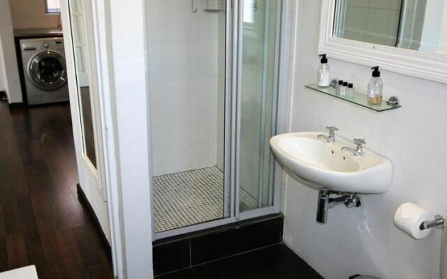 Polana Court 12 by CTHA