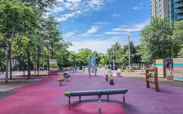 Toronto Waterfront Stay