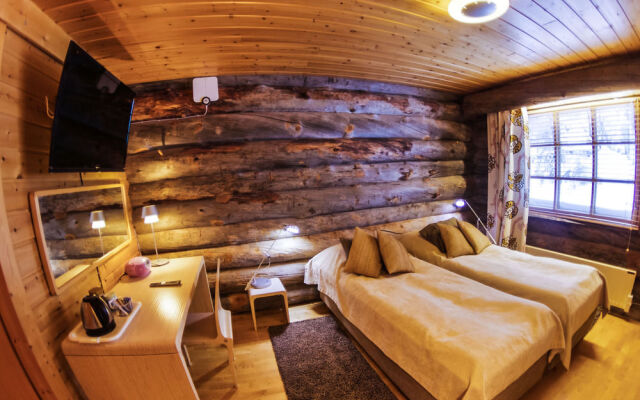 Kuukkeli Log Houses Teerenpesä - Superior Suite A49