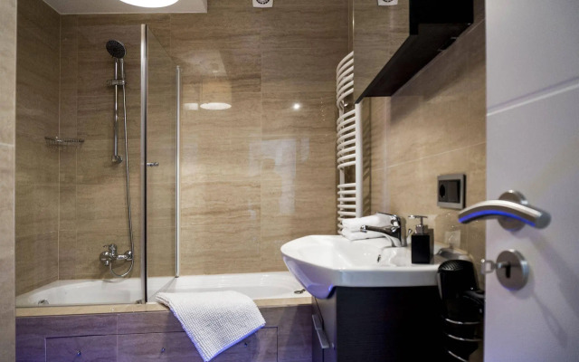 The Queen Luxury Apartments - Villa Marilyn