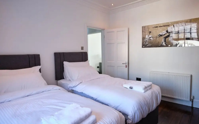 Impeccable 6-bed House in Ramsgate, Harbour Views