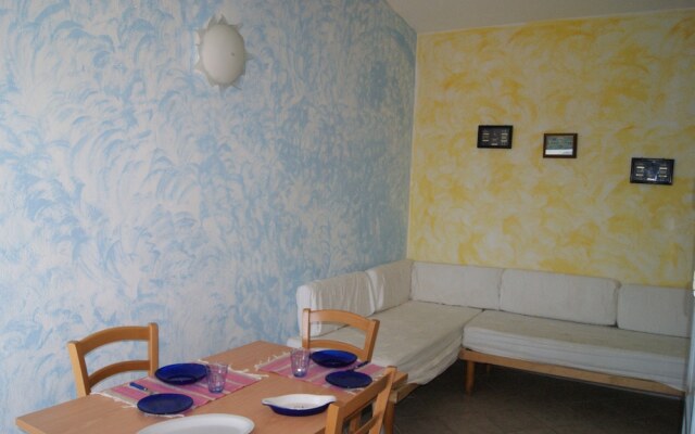 Residenza Borgo Marino