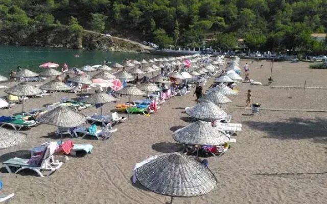 Adrasan Parlak Evleri