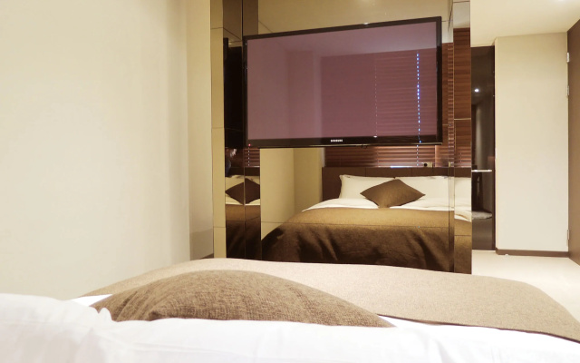 Vine Hotel
