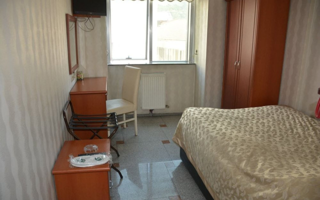 Sadikoglu Oteli
