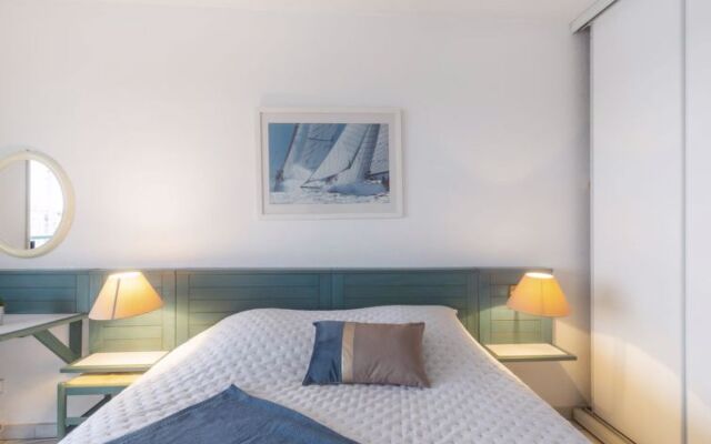 Villa LOpen Fréjus 18055