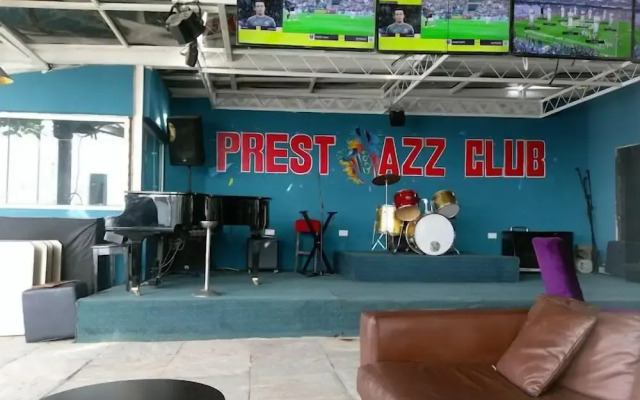 Prest Cruise Waterfront Hotel