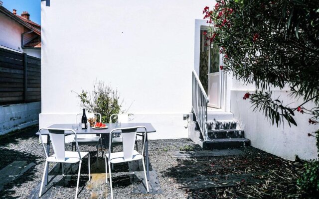 COCOON KEYWEEK Holiday House with lovely patio in Biarritz city center