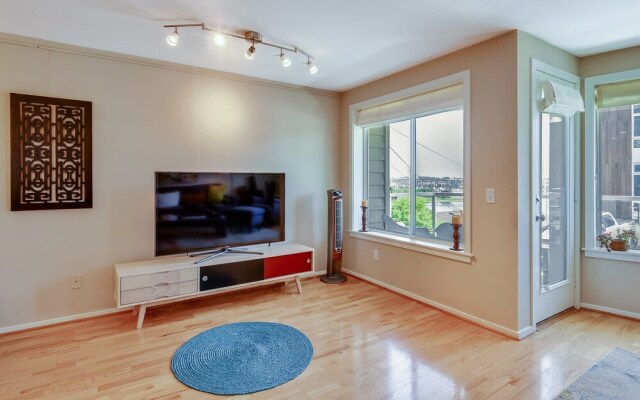 Lake View on Dexter - Two Bedroom Condo