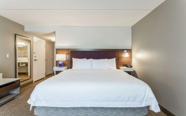 Hampton Inn & Suites Chicago-Libertyville