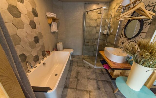 Wuzhen woxingwosu Hotel