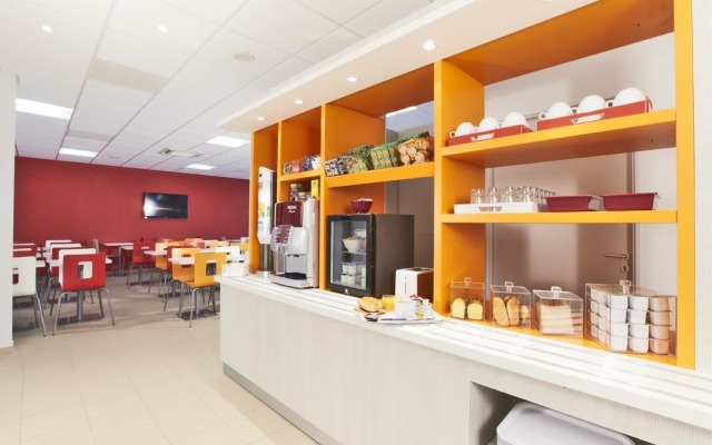 Hôtel Première Classe Caen Nord - Mémorial