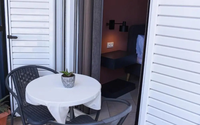 Vasilios Marinos Rooms
