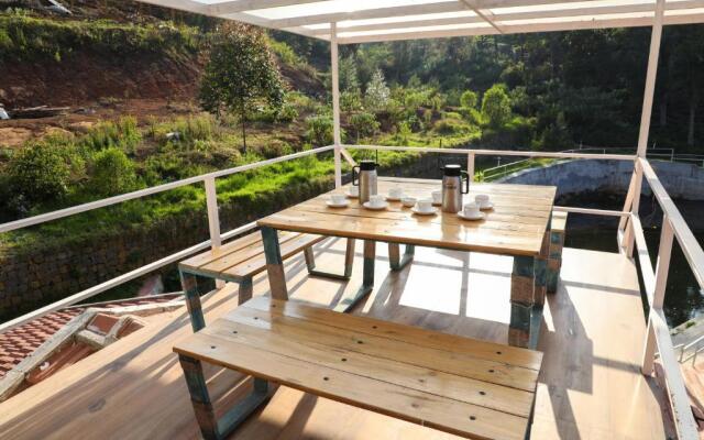 Chow Chow Valley - Hostel