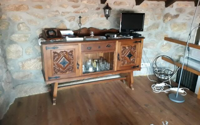 House With 2 Bedrooms in Águeda, With Wonderful Mountain View and Pool