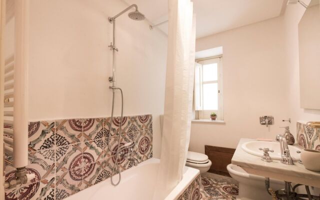 Casa Degli Affreschi a Palazzo Lungarini by Wonderful Italy