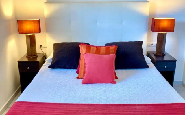 Los Globos Beach Studio by Hello Homes Sitges