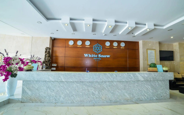 White Snow Hotel