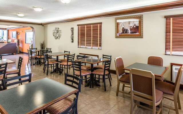 Quality Inn & Suites Macon North