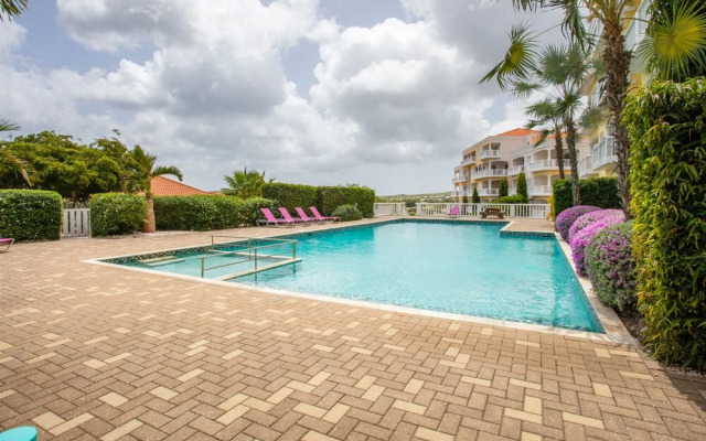 Blue Bay Apartments