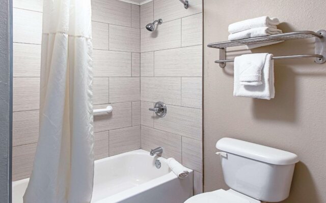 Econo Lodge Kingsville