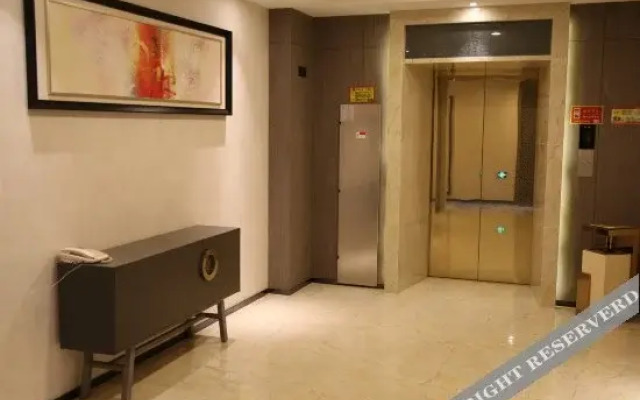 Yangguang Huacheng Hotel