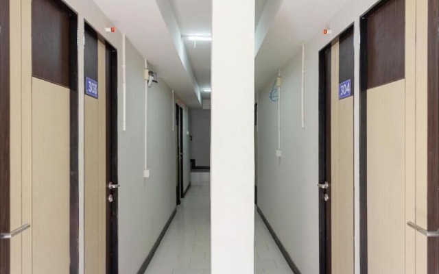 Kamar Keluarga Mahkota 8 By OYO Rooms