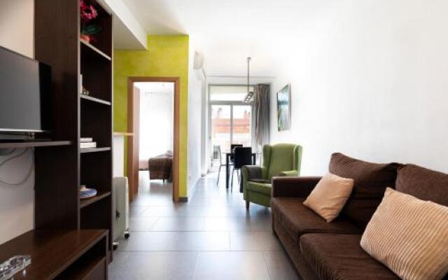 AB Eixample Derecho Apartments